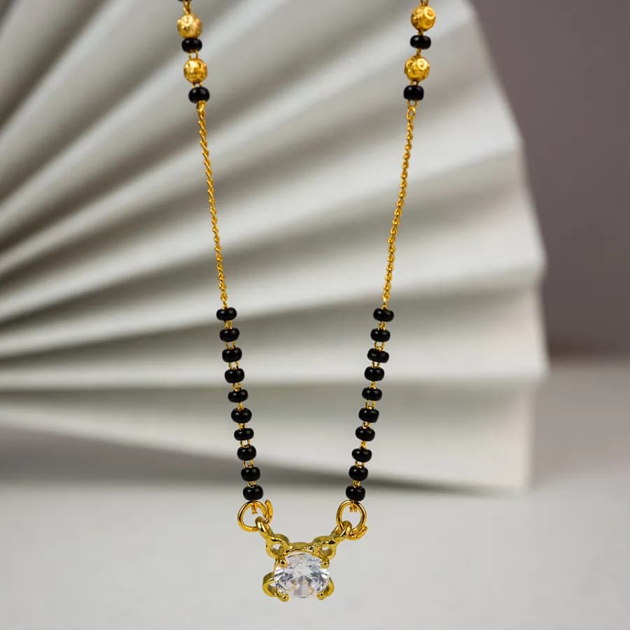 Elegant Solitaire Mangalsutra