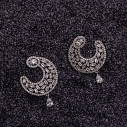 Chic White Cubic Zirconia Hoop Earrings 1