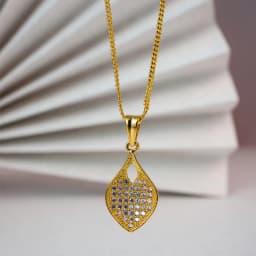 Elegant Leaf Necklace 1