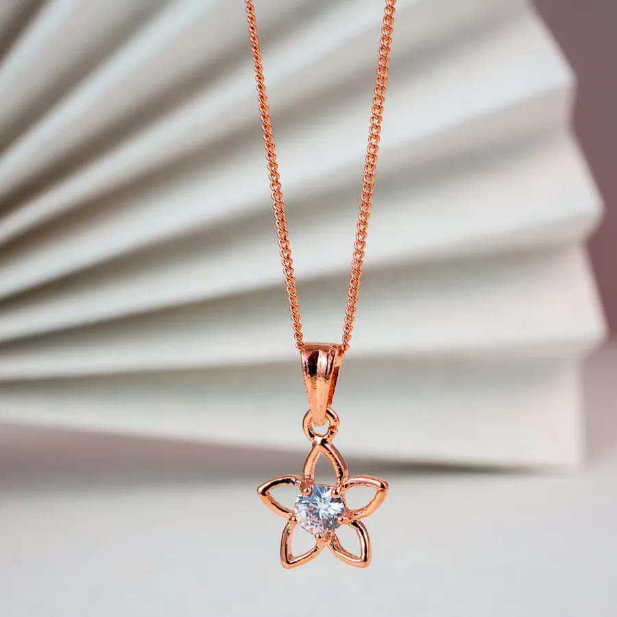 Elegant Bloom Pendant in Rose Gold