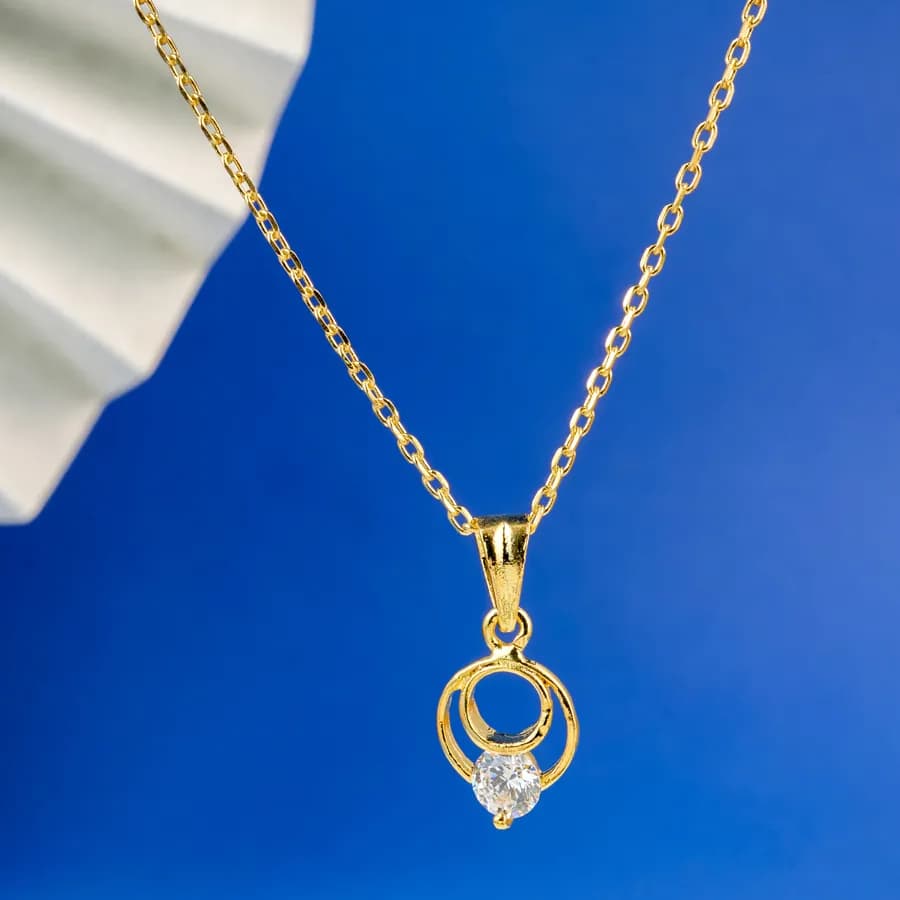 Radiant Gold Embrace Necklace