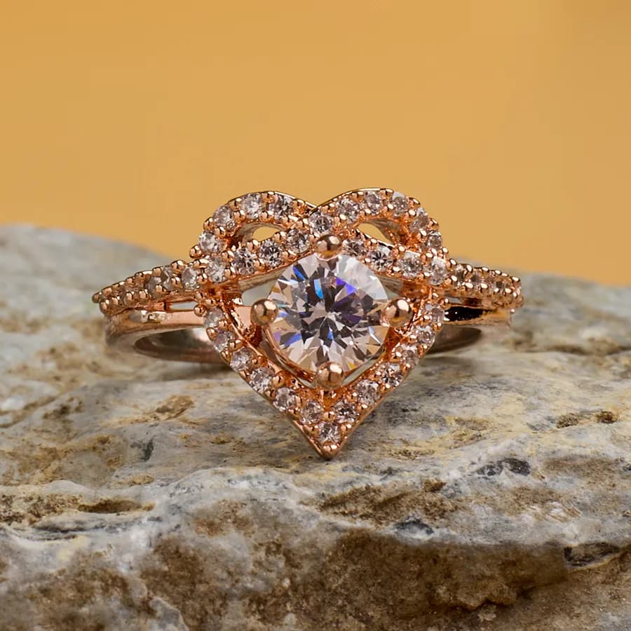 Timeless Love Heart Ring in Rose Gold
