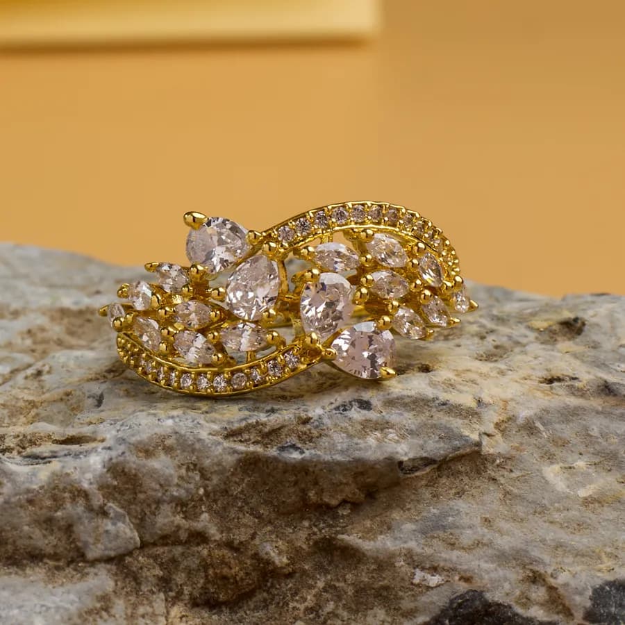 Elegance Crowned Crest Ring