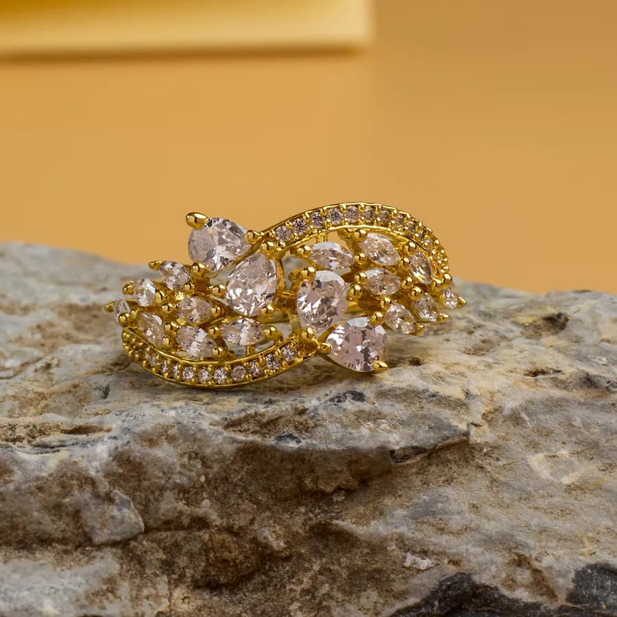 Elegant Gold Marquise Ring