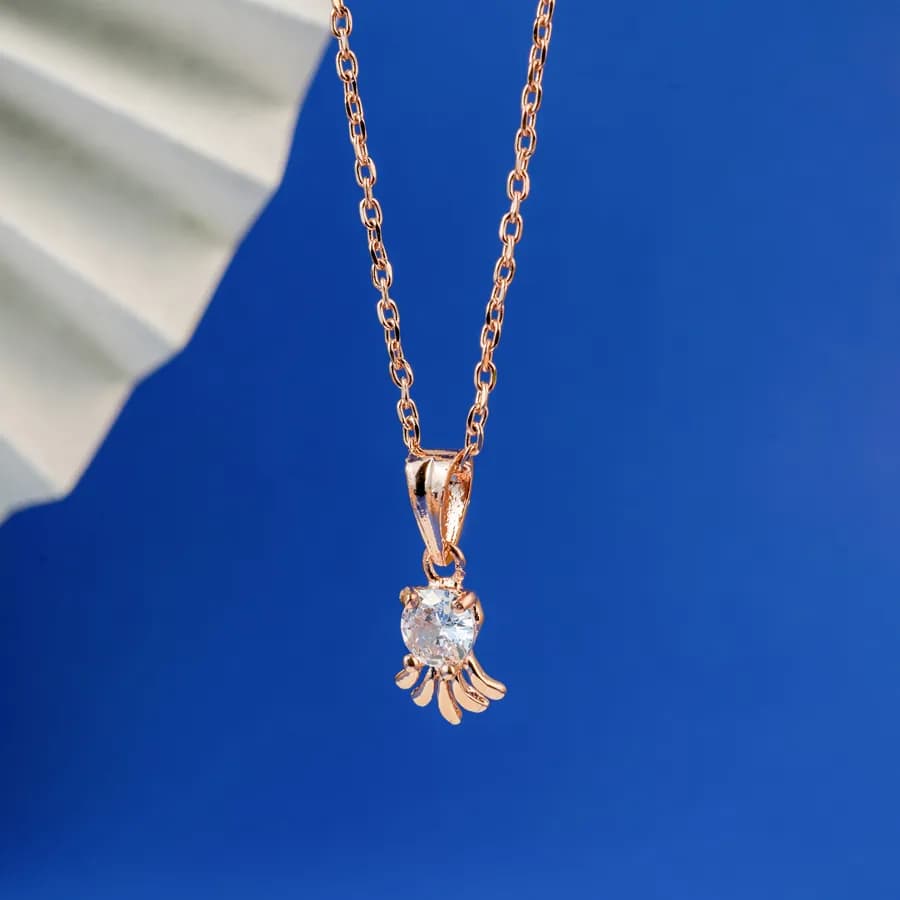 Luxe Gold Solitaire Drop Chain