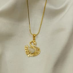 Swan Grace: Glistening Gold Pendant Necklace 1