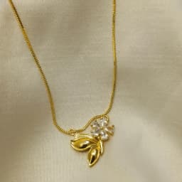 Blooming Grace Gold Leaf Pendant Necklace 1