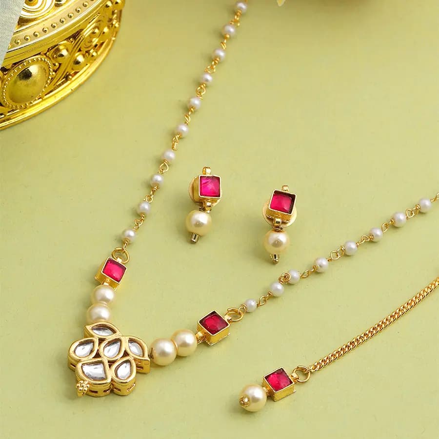 Elegant Ruby and Pearl Jewelry Set