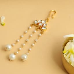 Elegant Pearl Adorned Hair Clip 1