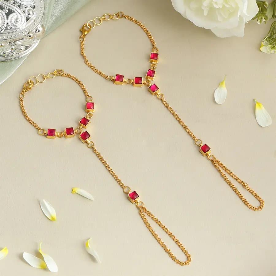 Elegant Pearl Hand Jewelry