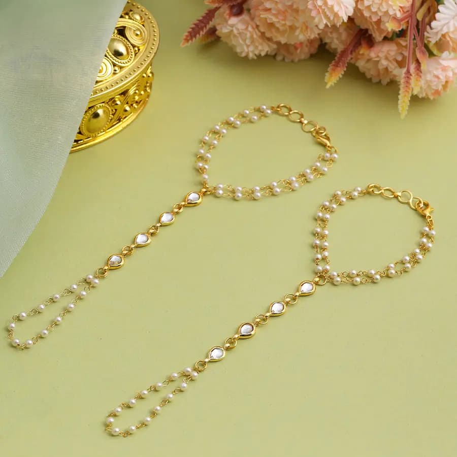 Elegant Pearl Hand Ornament
