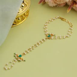 Azure Elegance Pearl Hair Piece 1