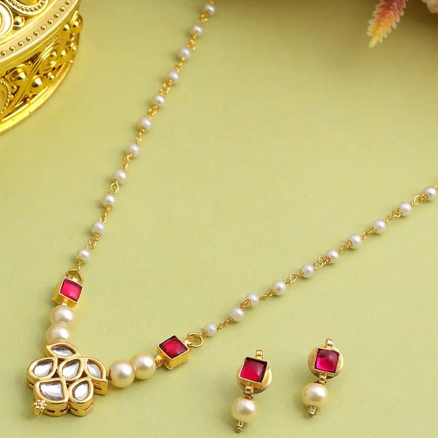 Exquisite Kundan Festive Ensemble
