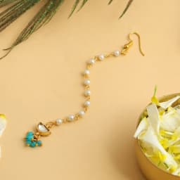 Emerald Elegance Maang Tikka 1