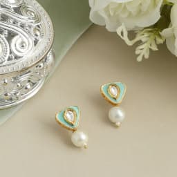 Emerald Whisper Elegance Earrings 1