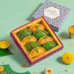 Exquisite Turkish Gujiya Delight Set 1