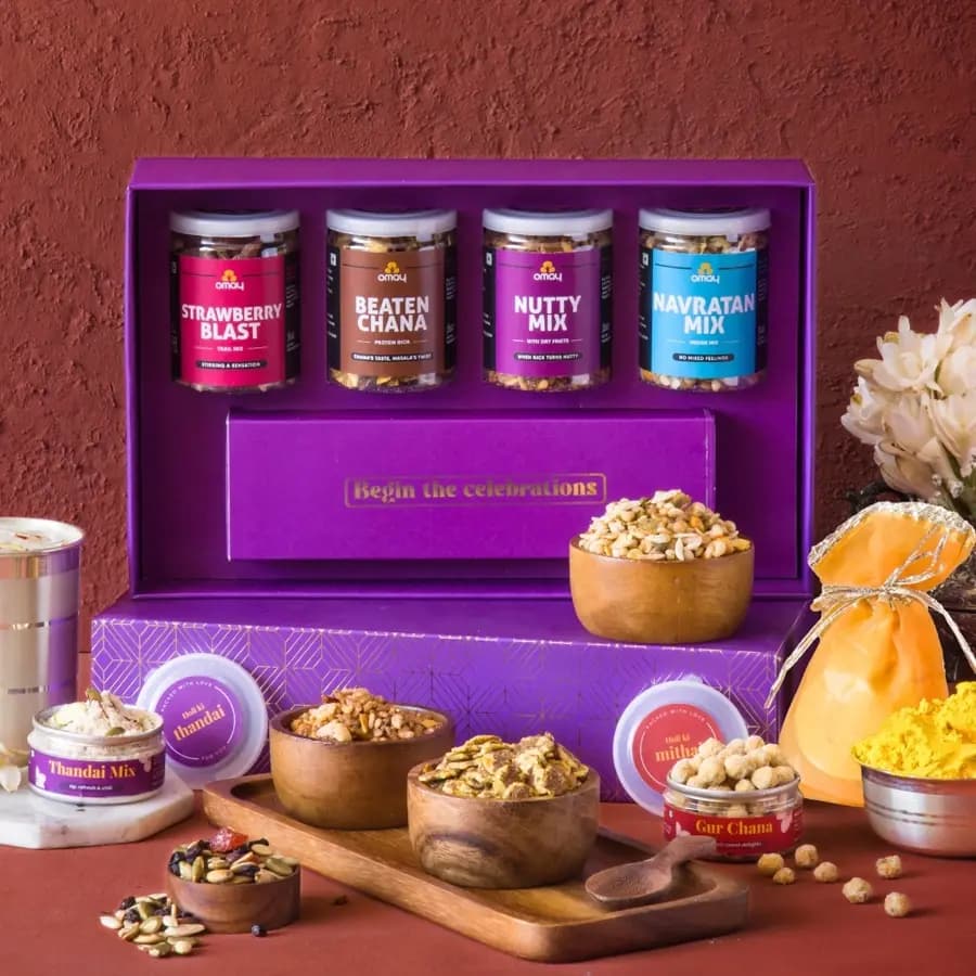 Holi Delight Snack Ensemble