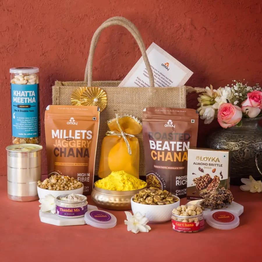 Vibrant Holi Celebration Treats Pack