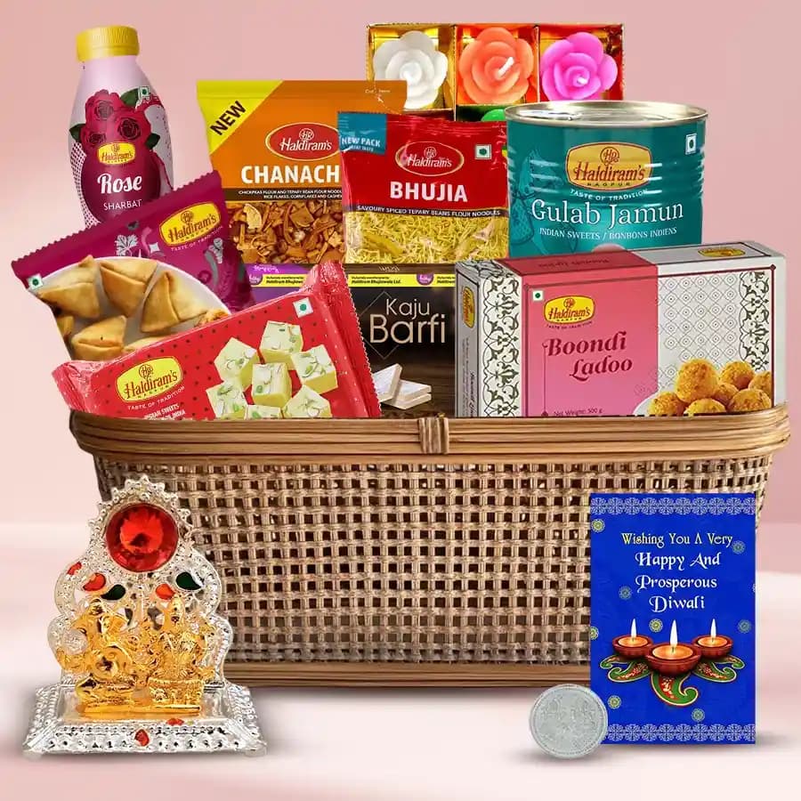 Wonderful Sweets N Savory Gift Hamper