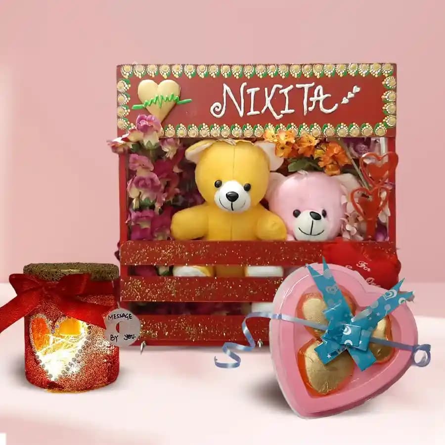 Exquisite Gift of Key holder with LED Lamp n Chocolates