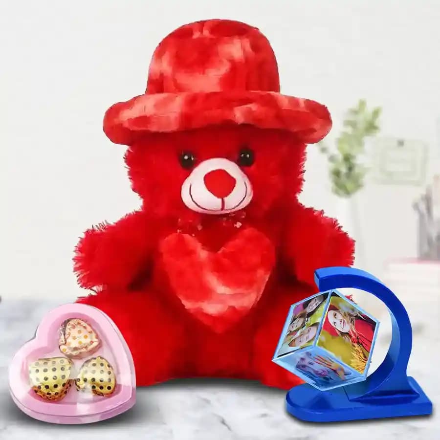 Alluring Personalized Gift Combo