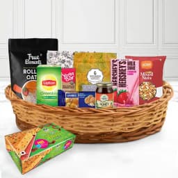 Burst of Goodness X-Mas Treat Basket 1