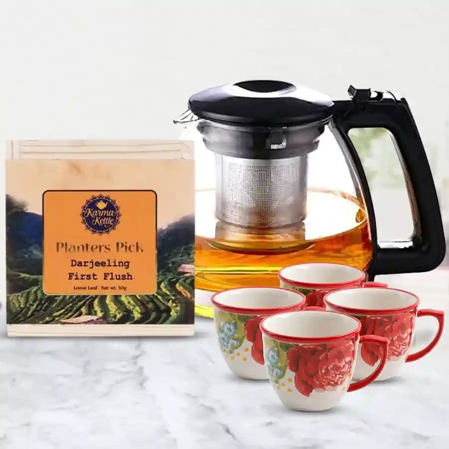 Exquisite Darjeeling First Flush Tea & Elegant Drinkware Set