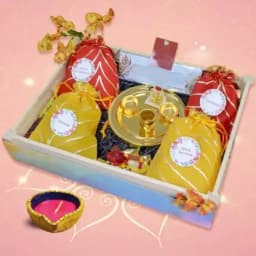 Diwali Hamper Light And Delicacies 1