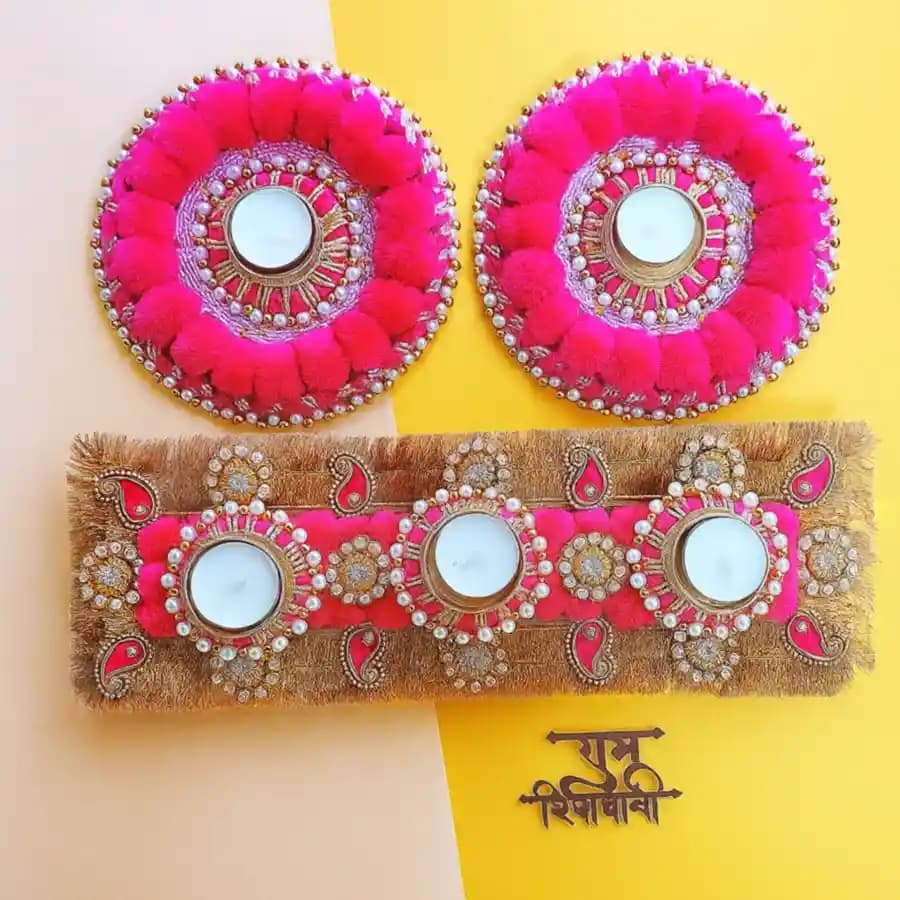 Gorgeous Set of 5 Designer T Light Candles