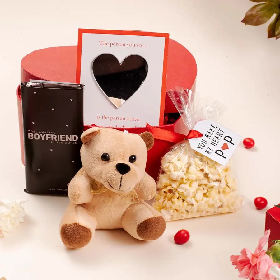 Heartfelt Surprises Gift Hamper