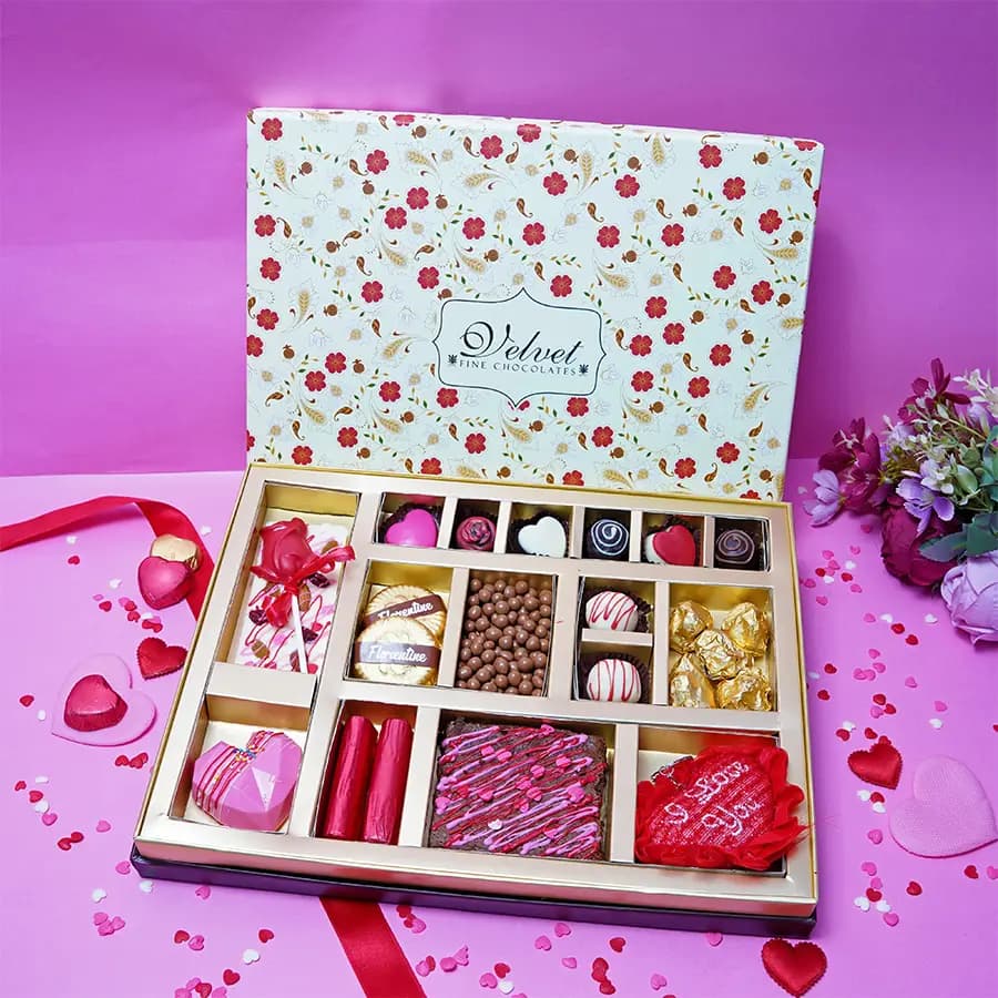Deluxe Chocolates Treat Gift Box