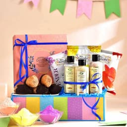 Sweet Treat N Holi Skincare Hamper 1