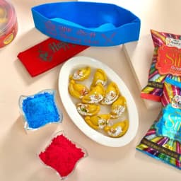 Divine Holi Treats N Gifts Set 1