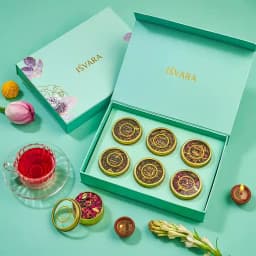 Exquisite Tea Lovers' Gift Collection 1