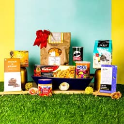 Gourmet Indulgence Snack & Chocolate Hamper 1
