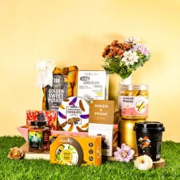 Gourmet Indulgence Snack Hamper 1