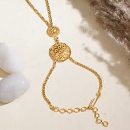 Chic Luxe Haathphool 1