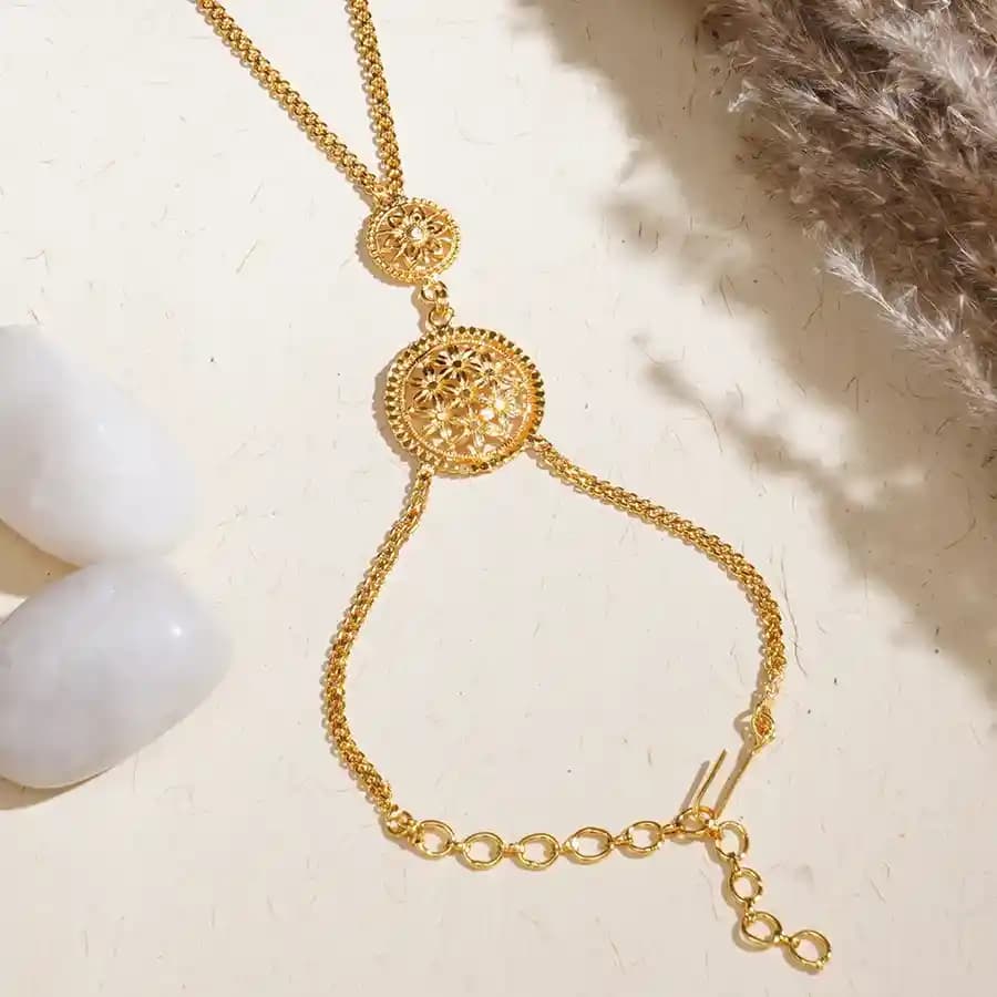 Chic Luxe Haathphool