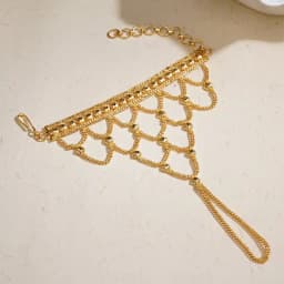 Luxurious Golden Haathphool 1