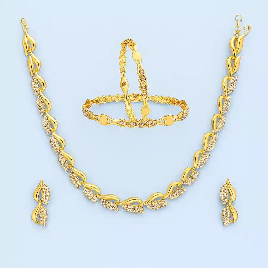 Gorgeous AD Jewellery Set