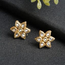 Lovely Kundan Studs 1