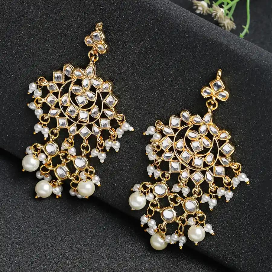 Glamorous Kundan n Pearl Earrings