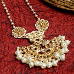 Marvellous Long Kundan Neckpiece 1