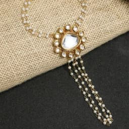 Chic Kundan Bracelet 1