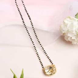 Classic Kundan Mangalsutra 1