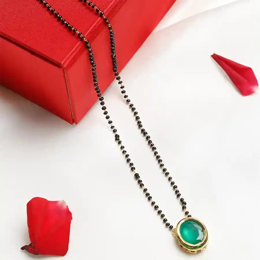 Luxe Kundan Mangalsutra