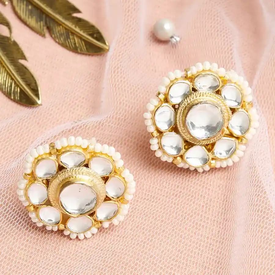 Classic Kundan Studs