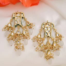 Elegant Kundan Earrings Gift 1