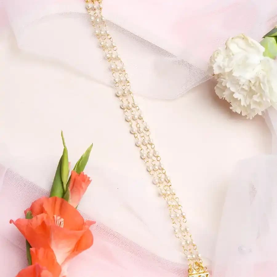 Graceful Pearl Bracelet