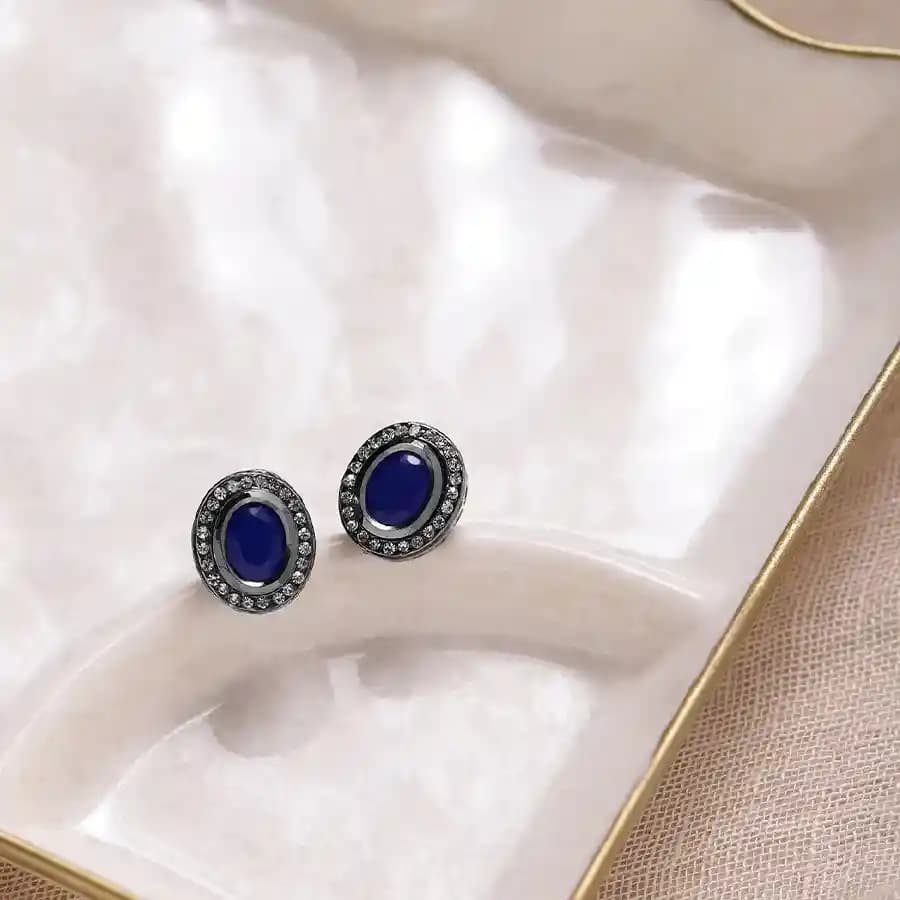 Chic Sapphire Studs